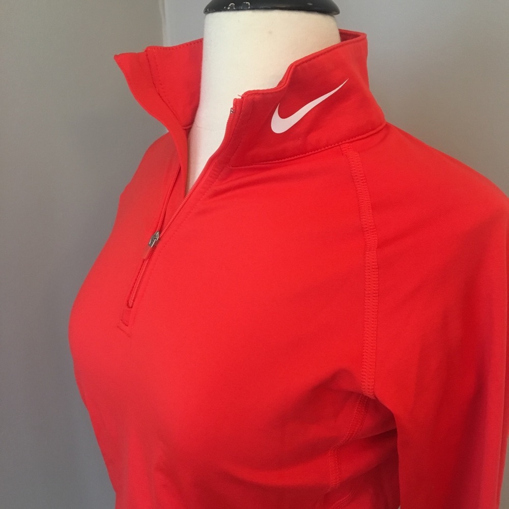 Nike Dri-fit pullover